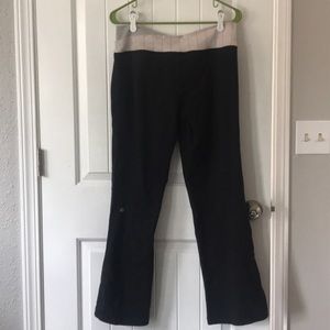 Lululemon yoga pants